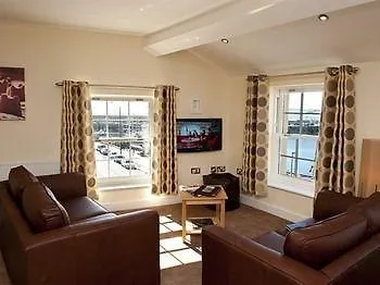 Harbourside Apartments With Private Parking Scarborough